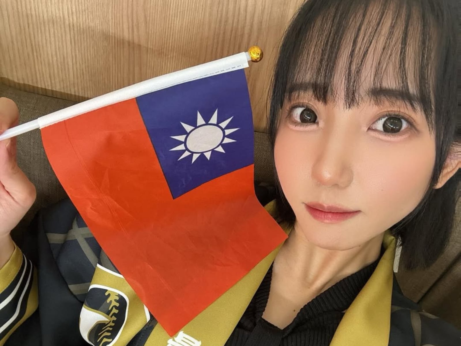 美咲音 WBC 經典賽力挺 Team Taiwan！身穿「最強中華 T」引起老司機振奮！【老司J開車】