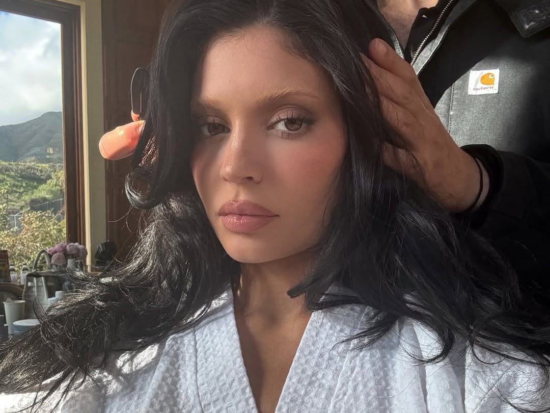 凱莉詹娜 Kylie Jenner 被爆與男友「甜茶」提摩西夏勒梅同居內幕！私下居家日常最愛做這件事！