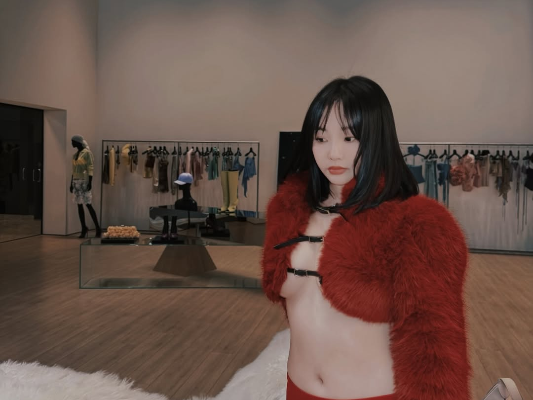 陳芳語 Kimberley 越南穿搭超火辣！與男友甜蜜互動曝光！