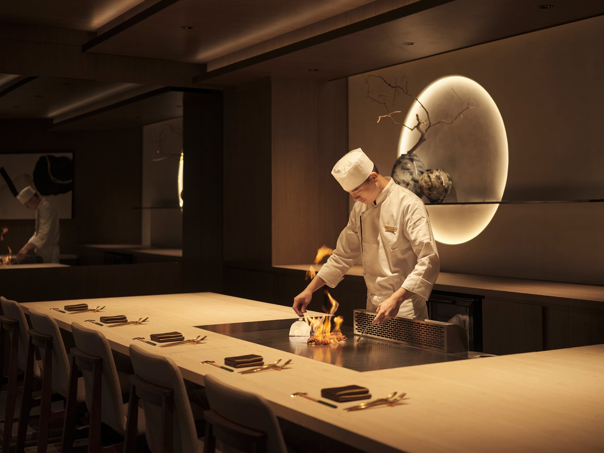 王品「阪前鐵板燒」插旗台北忠孝 SOGO！春夏最新菜單、訂位資訊、優惠活動⋯一次看！