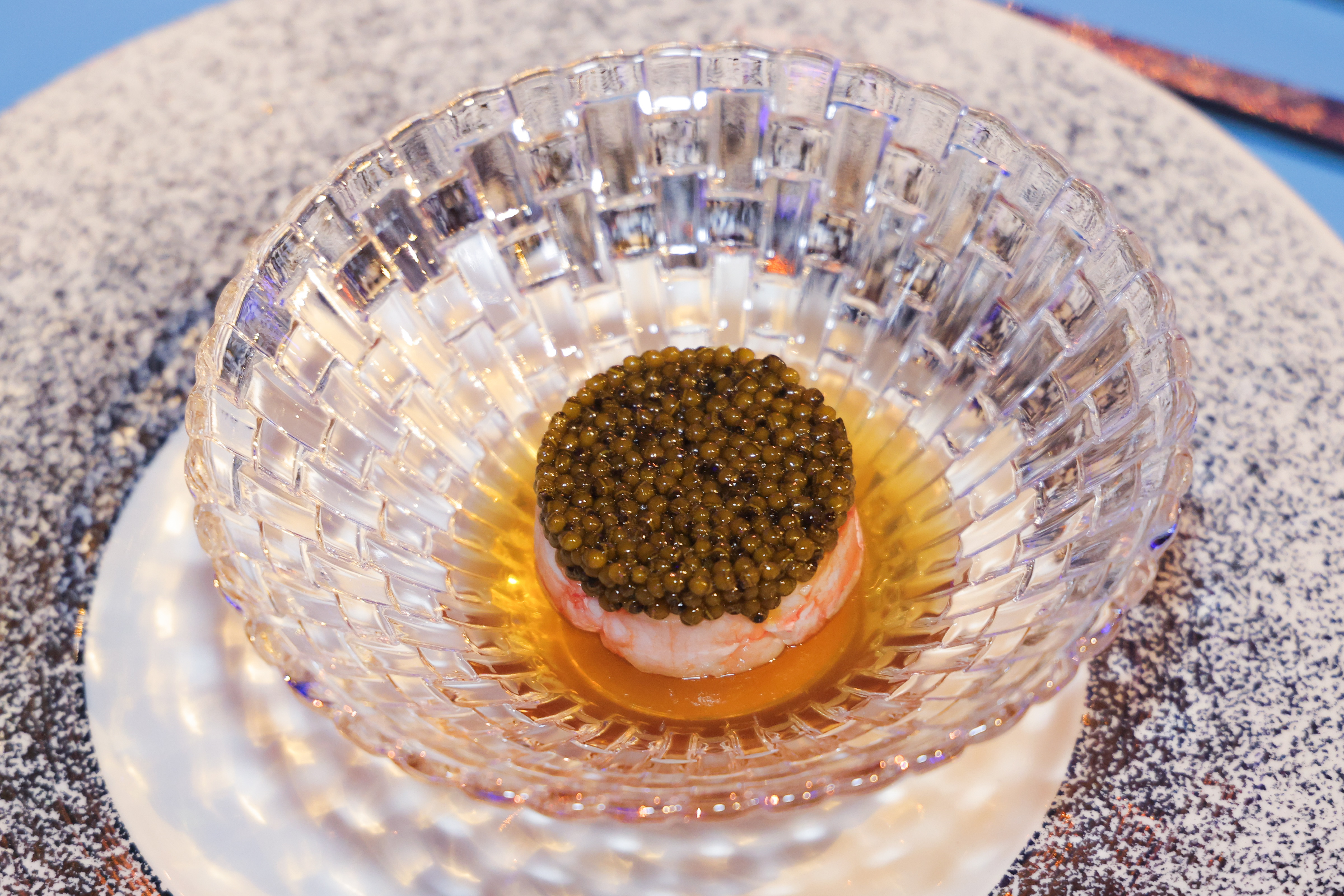 澳門新濠天地必玩必看｜《夢幻之門》Daniel Arsham 是誰、水舞間門票、米其林餐廳、摩伯斯建築旅遊全攻略！