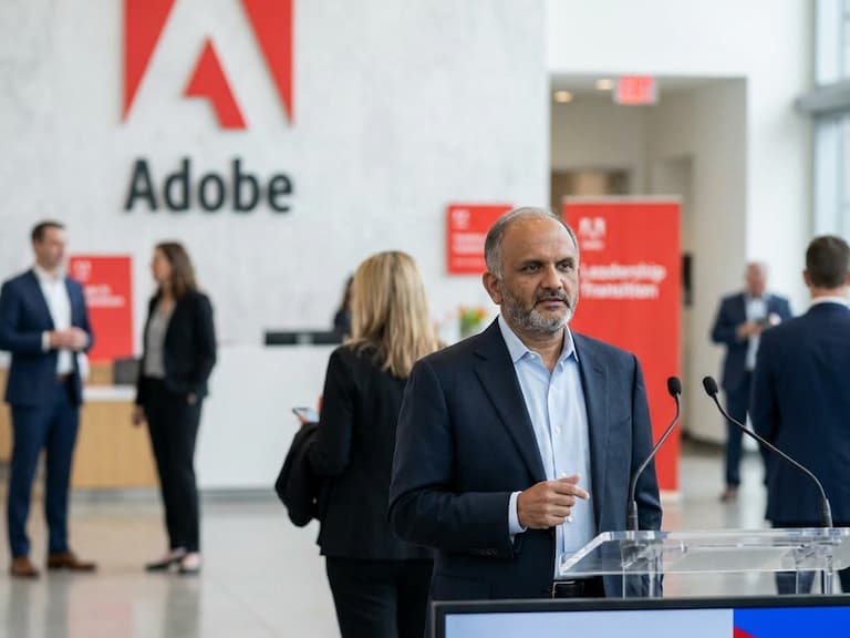 Adobe 執行長納拉延 Narayen 宣布卸任！掌舵生涯、訂閱制轉型⋯下一任接班人成焦點！