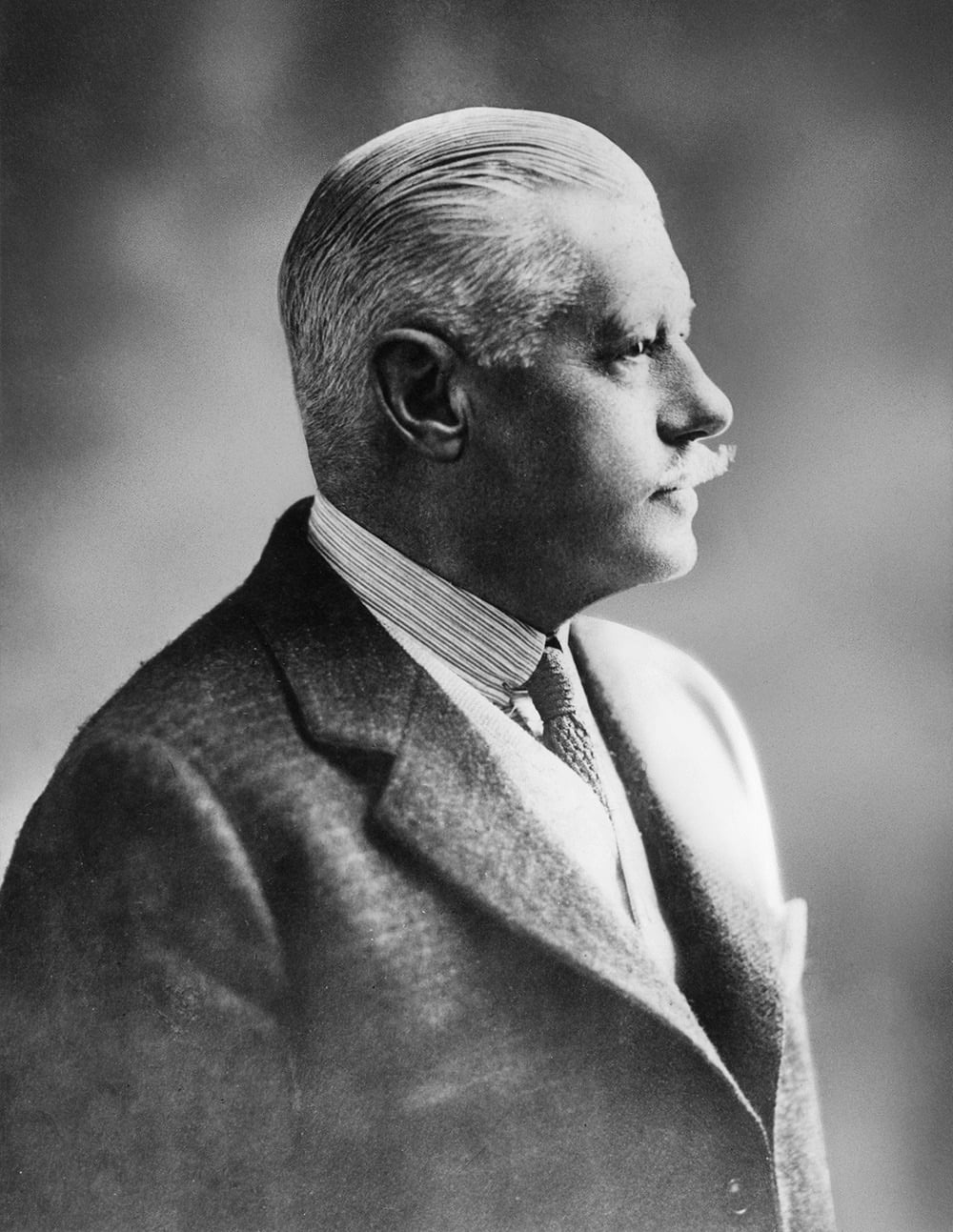 ESO 瘦子也愛的 Carhartt WIP 底特律夾克為何是經典？130 年工裝品牌歷史一次看懂