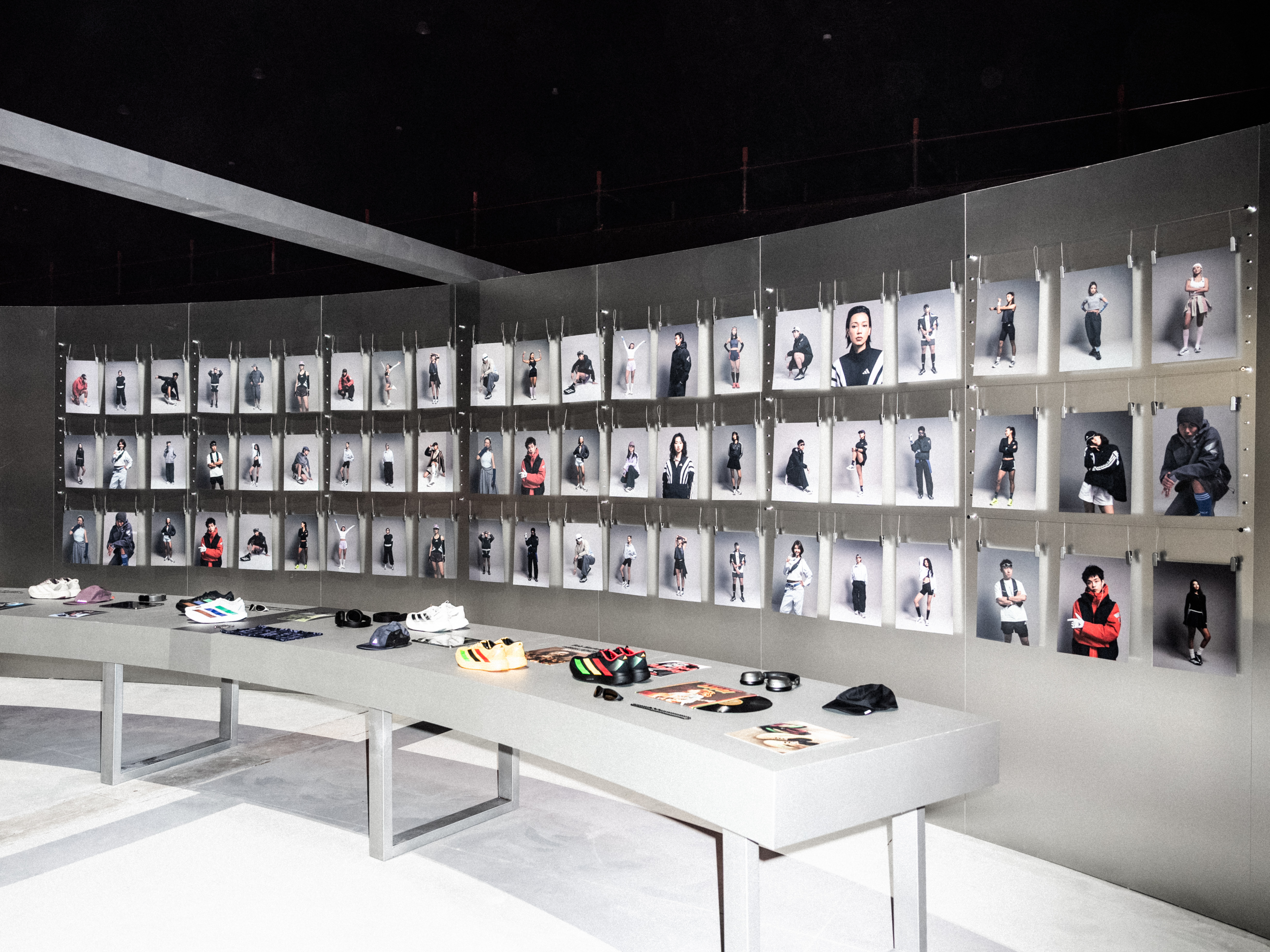 adidas ADIZERO EVO SL「競速實驗場」上海直擊！George Russell 現身、200 名跑者齊聚衝刺點燃舞台！