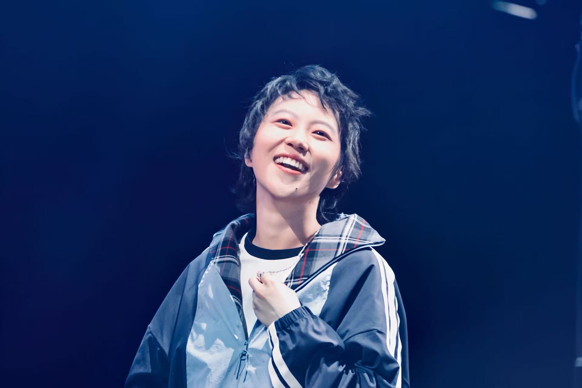 adidas ADIZERO EVO SL「競速實驗場」上海直擊！George Russell 現身、200 名跑者齊聚衝刺點燃舞台！