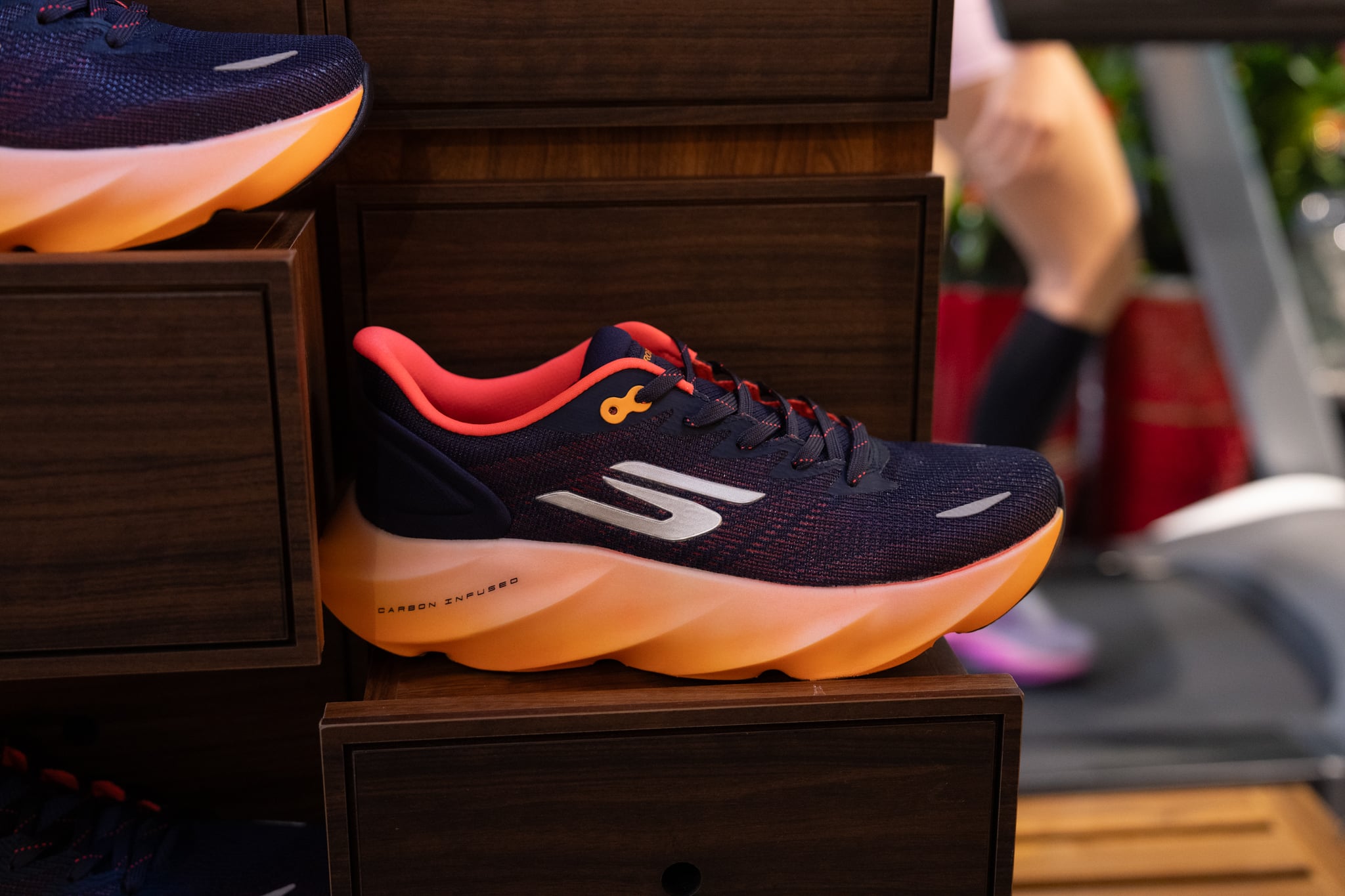 SKECHERS攜手王大夫一條根打造《舒適根本術》快閃店中店