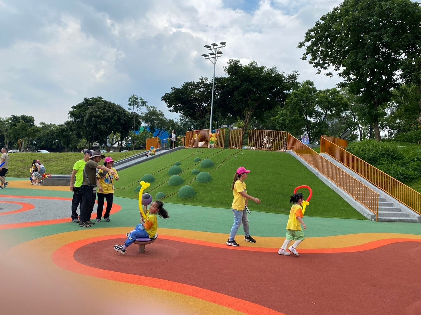 台灣最強景點排行出爐：桃園進前 10、冠軍 2025 狂吸 3800 萬人朝聖！