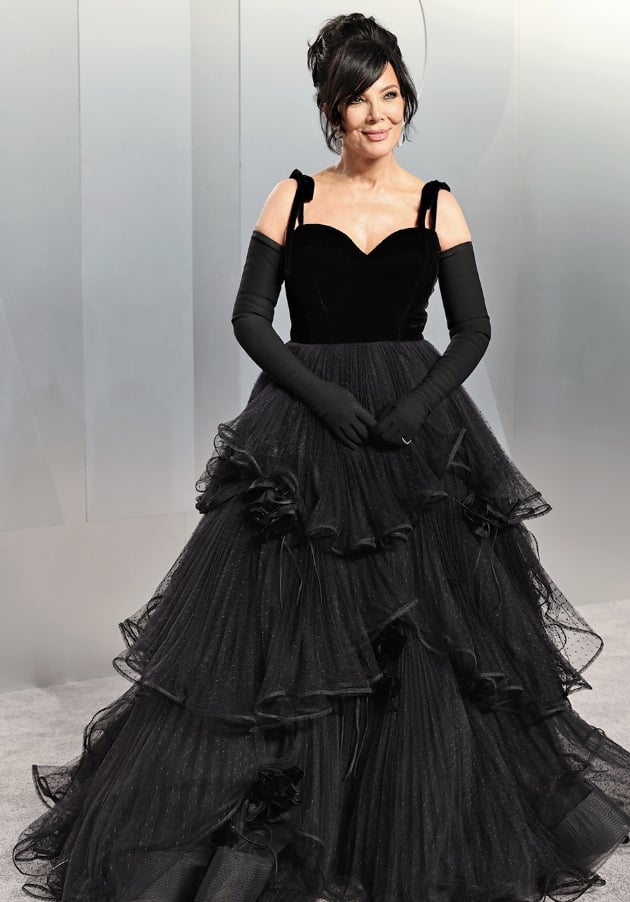 坎達兒珍娜 Kendall Jenner 訂製香奈兒「冷調藍」禮服亮相!奧斯卡派對與海莉比伯閨蜜同框超吸睛!