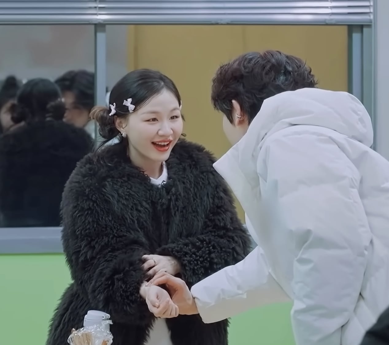 《逐玉》張凌赫身高 190 公分、和白鹿傳戀情、有專屬 BGM、戲劇作品⋯10 件事快認識！