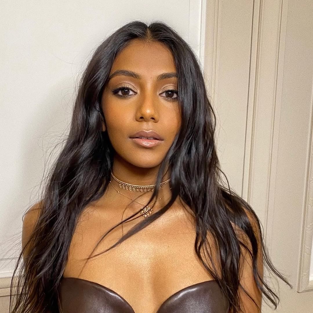 《航海王》「薇薇公主」演員查瑞夫拉強德蘭 Charithra Chandran 是誰？身高 160 牛津高材生、尾田榮一郎認可⋯10 件事認識！