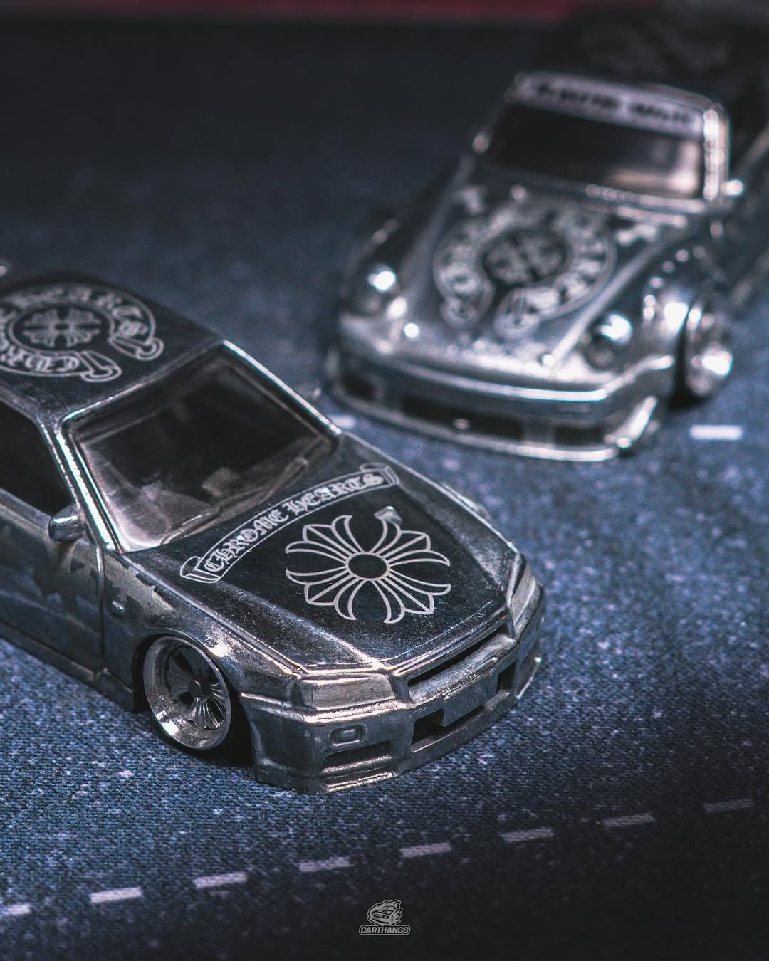 Chrome Hearts 克羅心版本客製風火輪小汽車！保時捷、Skyline 直接被改成藝術品！