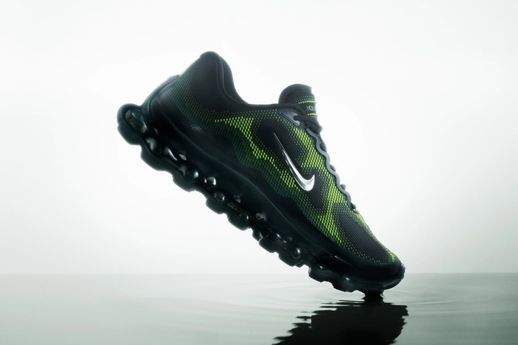 Nike Air Liquid Max 正式發表「台灣發售」公開！搭載 Nike Air 點載式科技、箭毒蛙為靈感超吸睛！