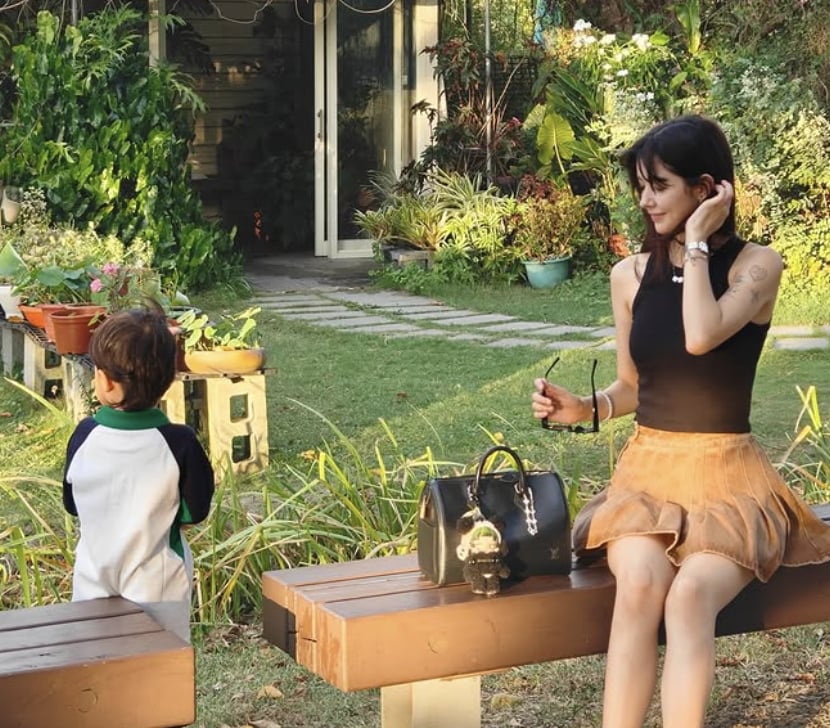 捕獲野生唐禹哲、蘇小軒一家三口！現身幼兒園陪愛子，高顏值父母超吸睛