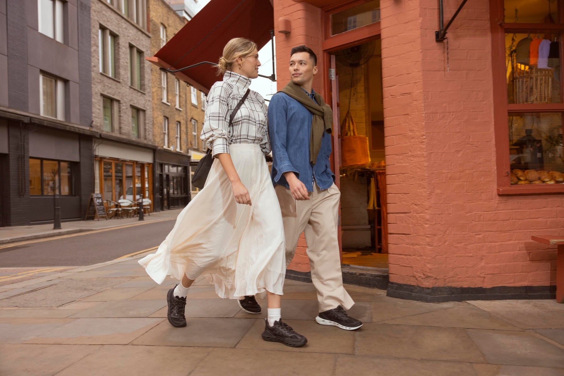 ECCO 最強緩震鞋型 BIOM 720 正式登場！四大鞋型齊發、全方位防水⋯亮點一次看！