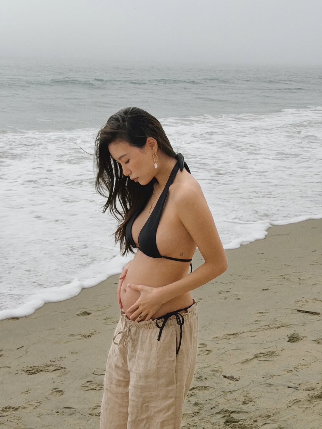 高以翔前女友 bella 宣布懷孕！IG 曬孕照甜喊：「小小的你慢慢靠近！」