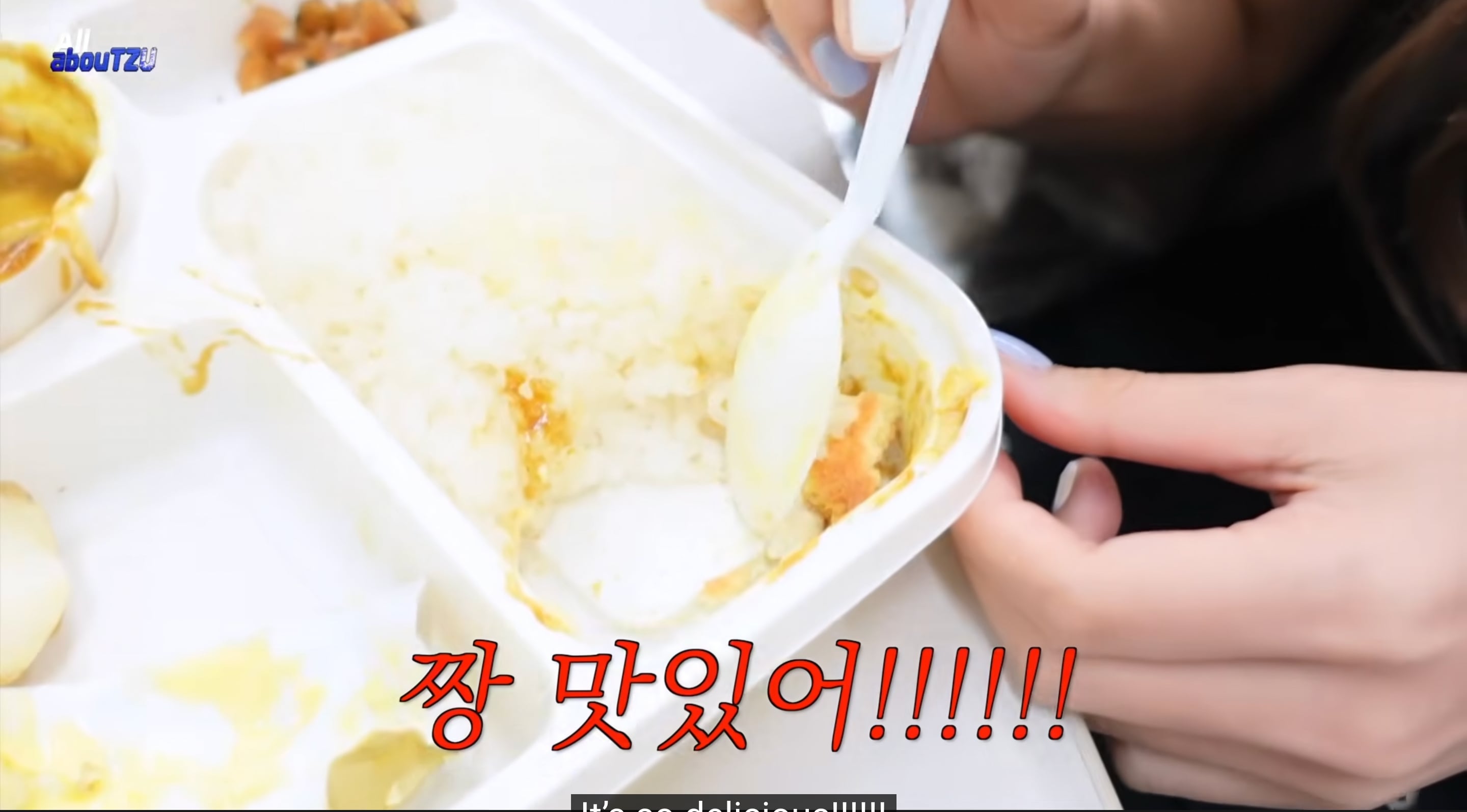 TWICE 周子瑜自爆奇特飲食習慣：餅乾夾白飯、咖哩飯不拌⋯！娜璉笑：「瘋了嗎？」