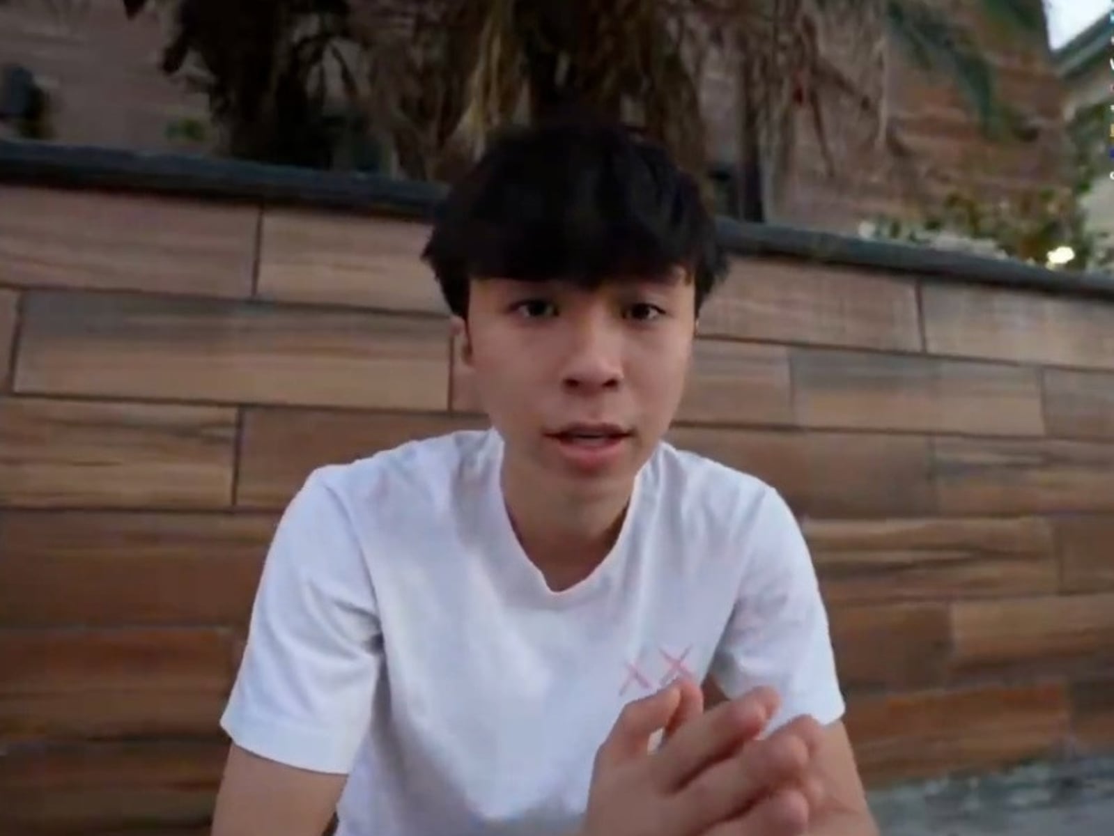 Ray 透露自己「美國簽證」快過期！玩笑表示「我可能要找 Kai Cenat 結婚了！」