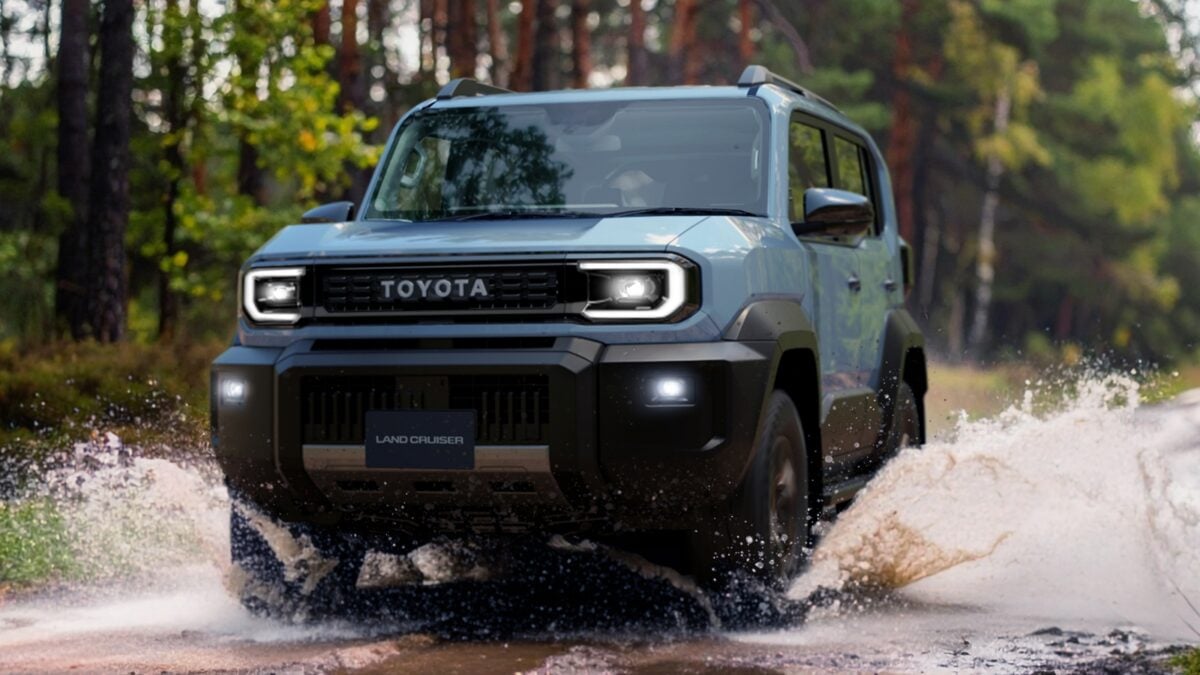 Toyota Land Cruiser  FJ 泰國價格 124 萬！台灣已註冊、2.7 升動力規格一次看！