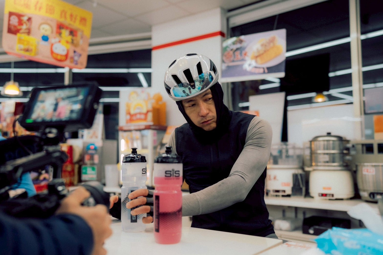 跨越科學與意志的極限：素人車手 Elmo 100小時內成功完成SiS 《Project One》 1,271 公里環島壯舉