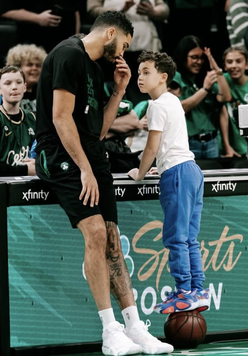NBA／Jayson Tatum 傷後 298 天重返 NBA！兒子 Deuce 親述陪伴心路歷程！