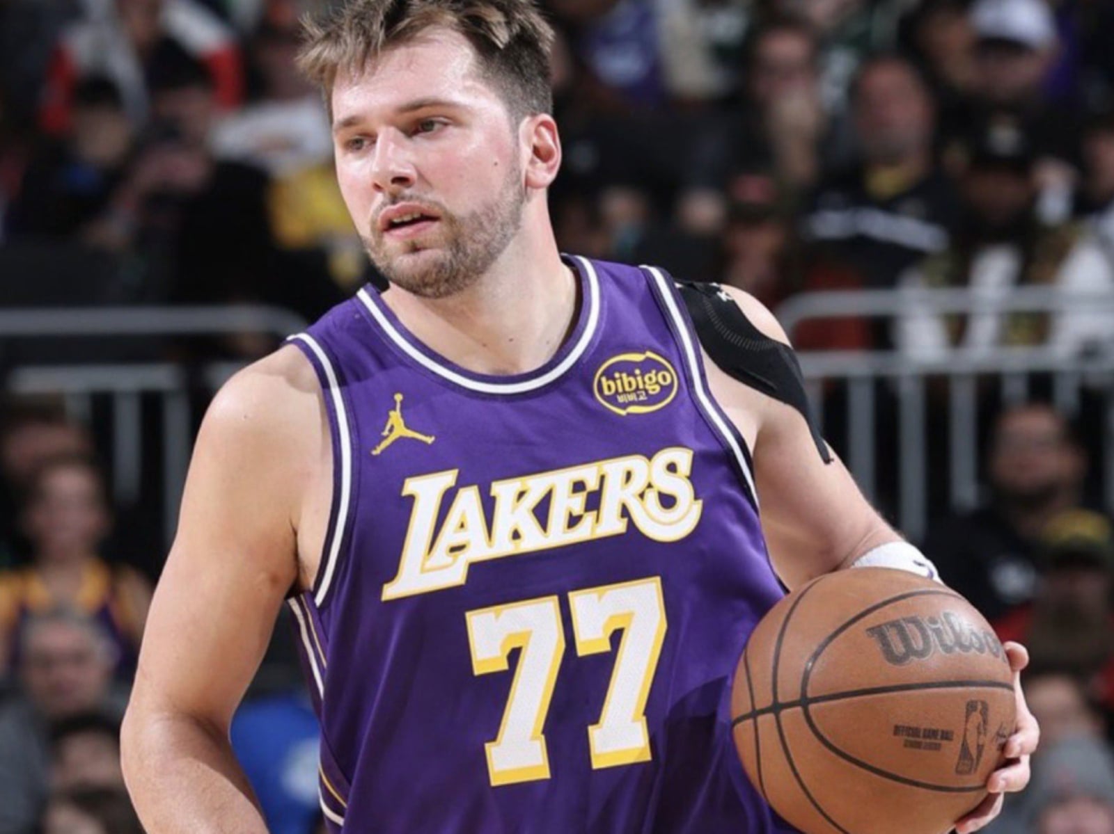 NBA／Luka Doncic 垃圾話風波反轉！唇語解析媒體出錯道歉，還原真相：「是對方先提家人的！」