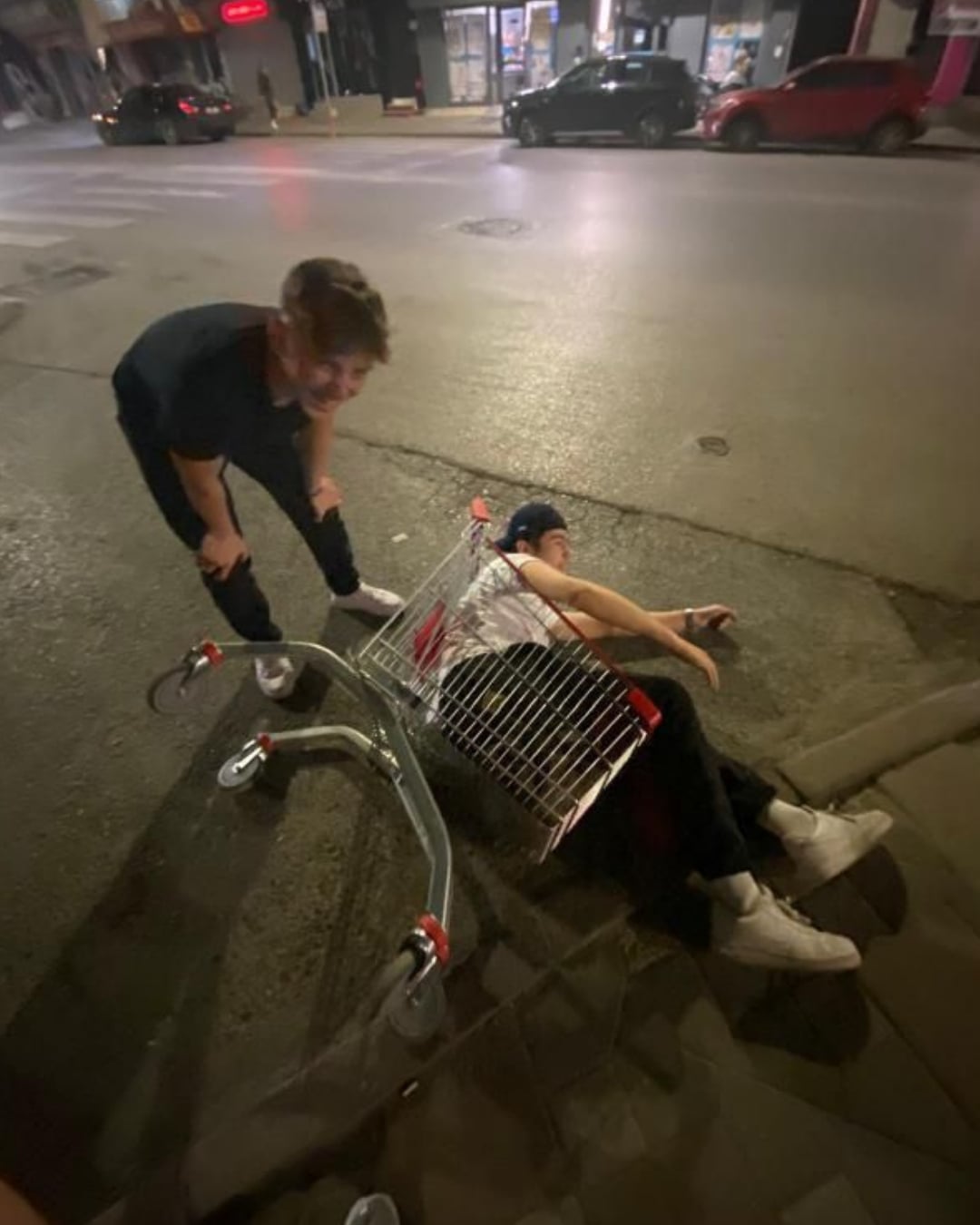 研究:男人應每週與朋友見面兩次! 比起維他命,更需要兄弟陪喝個兩杯