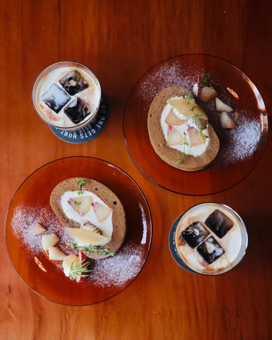 假日好無聊不知道去哪？ 那跟著 LE SSERAFIM 一起跑咖吧！