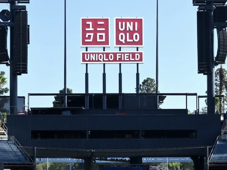 洛杉磯道奇 X UNIQLO 宣布歷史性合作關係!球場設立「UNIQLO Field at Dodger Stadium」冠名展示!
