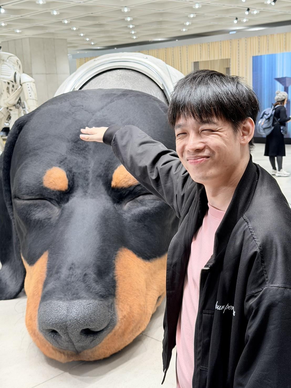 實況主羅傑年收千萬住「社會住宅」引爭議！本人堅稱一切合法「不爽去檢舉！」