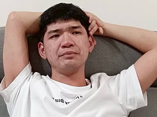 晚安小雞深夜直播證實離婚！崩潰痛哭曝內幕：「老婆存款全沒了！」