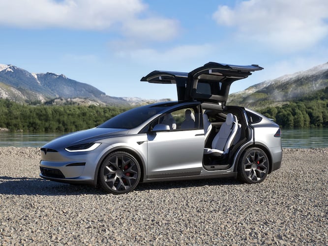 特斯拉 Model S、Model X 要停產了！馬斯克親曝新車動向：「比 MPV 更酷！」