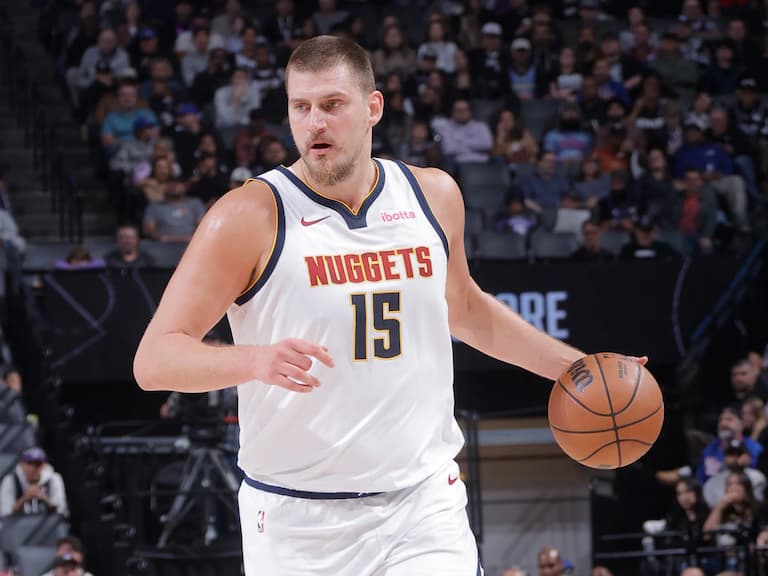 NBA／小丑 Nikola Jokić 助攻爭議：穆雷運球3下後仰跳投也算？前NBA球員公開質疑