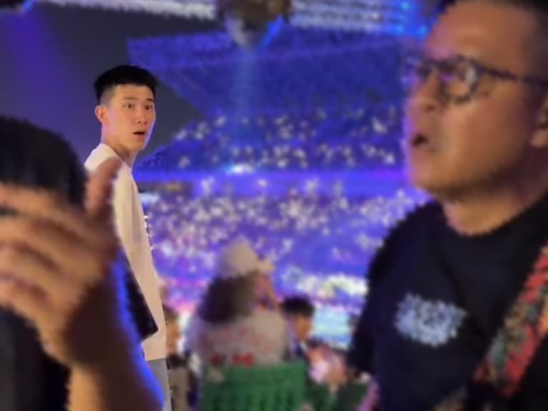 葉宏蔚目擊亞太球場掌摑事件「驚恐臉」成國際迷因！BWF 官方 IG 轉發中文喊「嚇死寶寶了！」