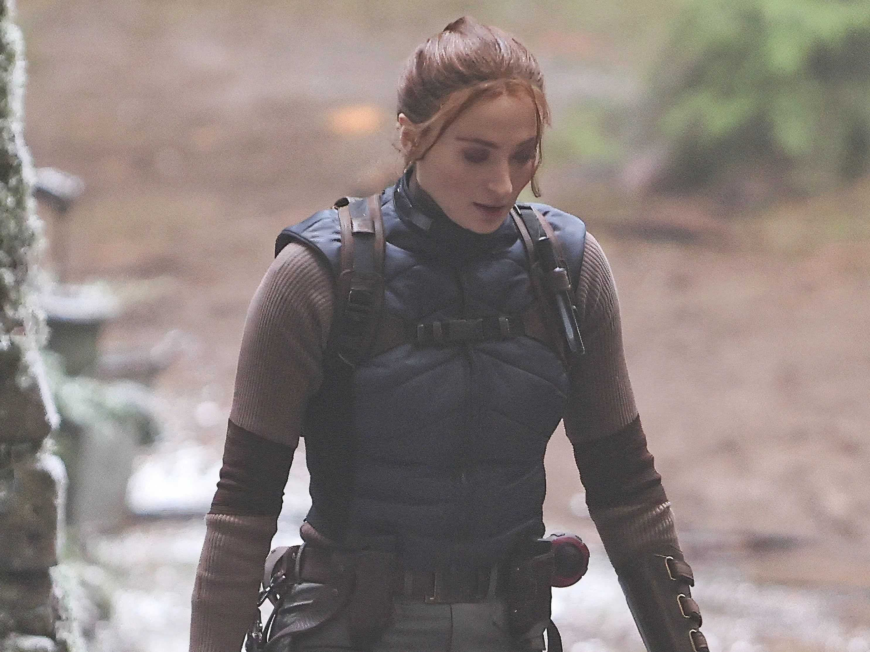 《古墓奇兵》蘇菲特納 Sophie Turner 驚傳拍攝受傷！亞馬遜證實：「暫停拍攝！」