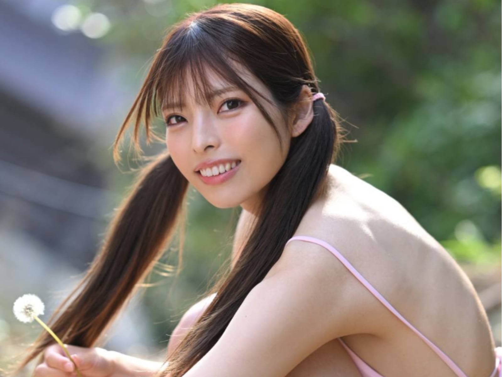 本間亞紗美主打「史上最強笑顏」出道！過往竟是 FC2 傳說級素人！【老司J開車】