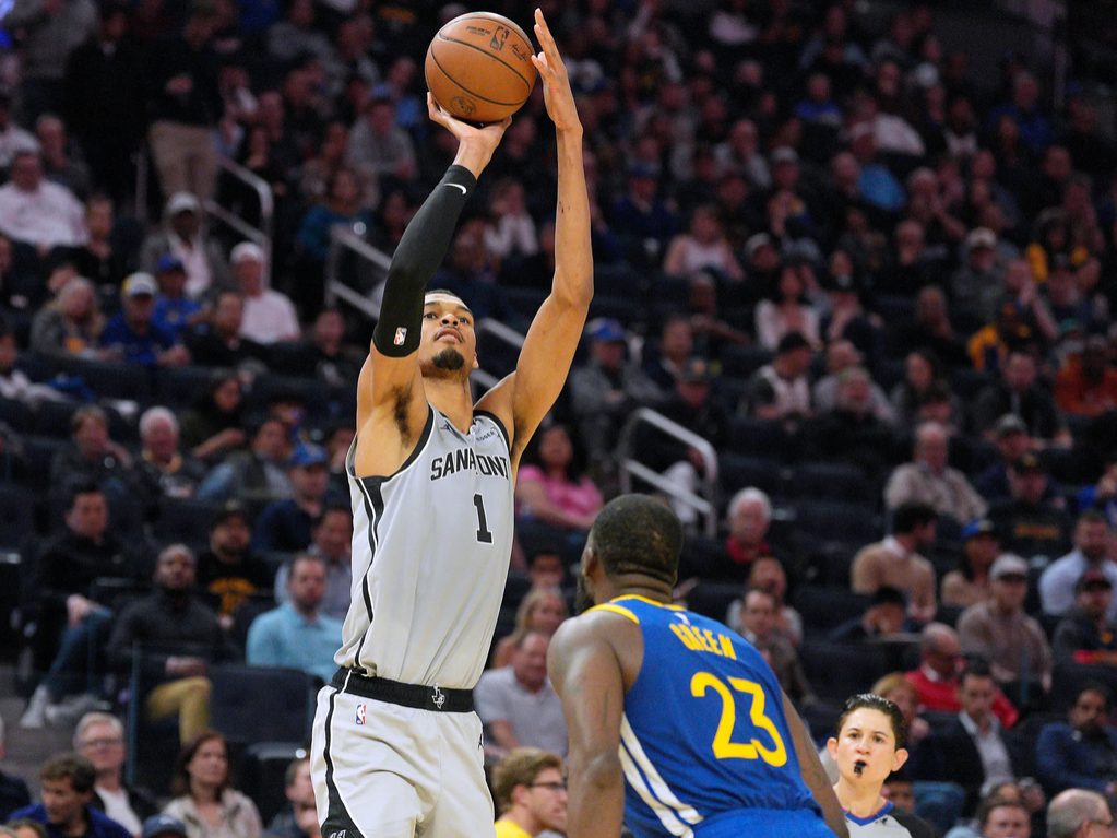 NBA／文班亞馬29分鐘狂砍41分18籃板！「外星人」連2場40+15創歷史，網笑：打不到30分鐘當什麼MVP⋯