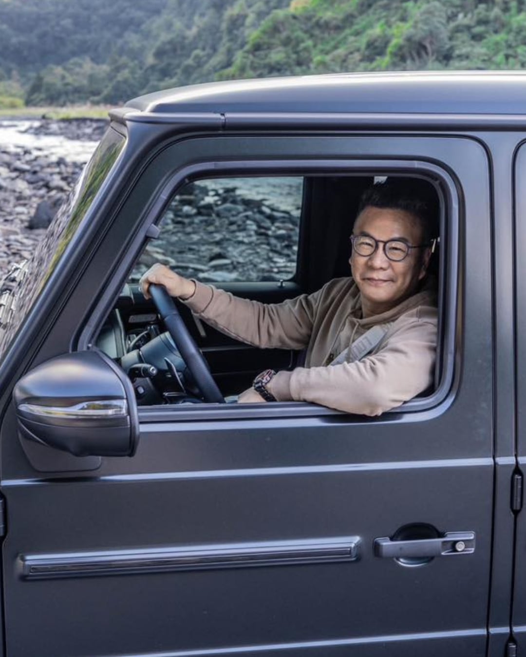 沈玉琳 14 句「荒謬金句」笑中帶淚！「有錢就任性，沒錢就認命」網狂讚：荒謬大師就是不一樣！