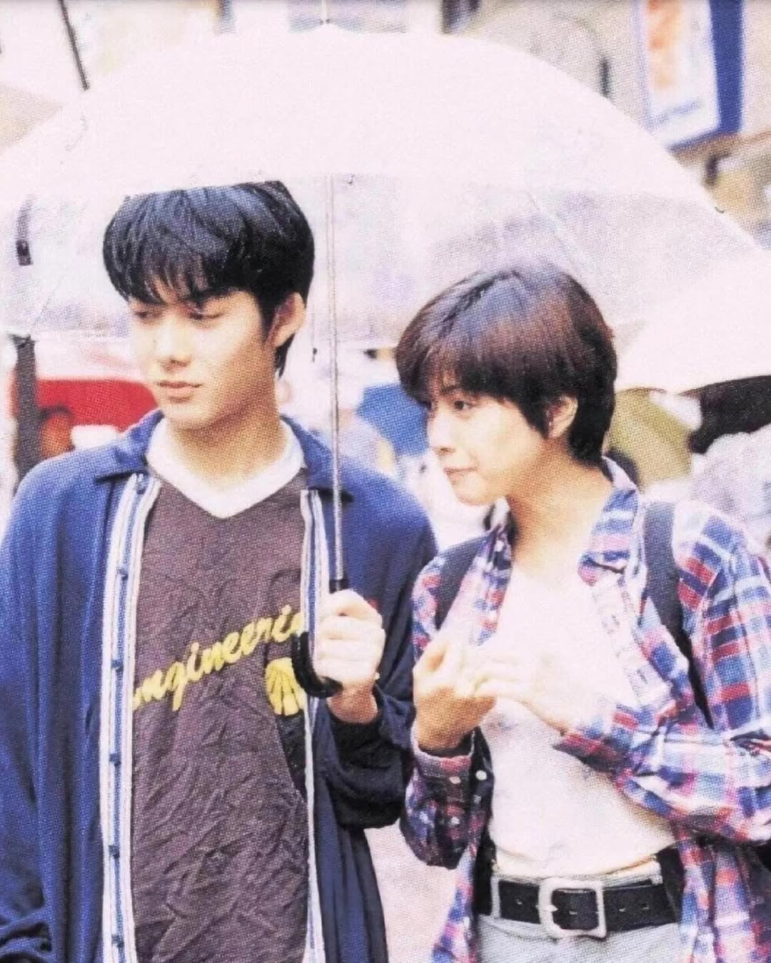 內田有紀與柏原崇結婚了！30年緣分開花結果甜曬婚戒！