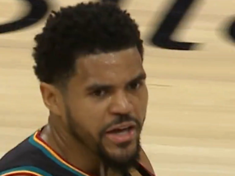 NBA/Tobias Harris 對費城球迷嗆聲「準備好附加賽吧」!曾效力76人如今變對手,多年委屈一次宣洩?