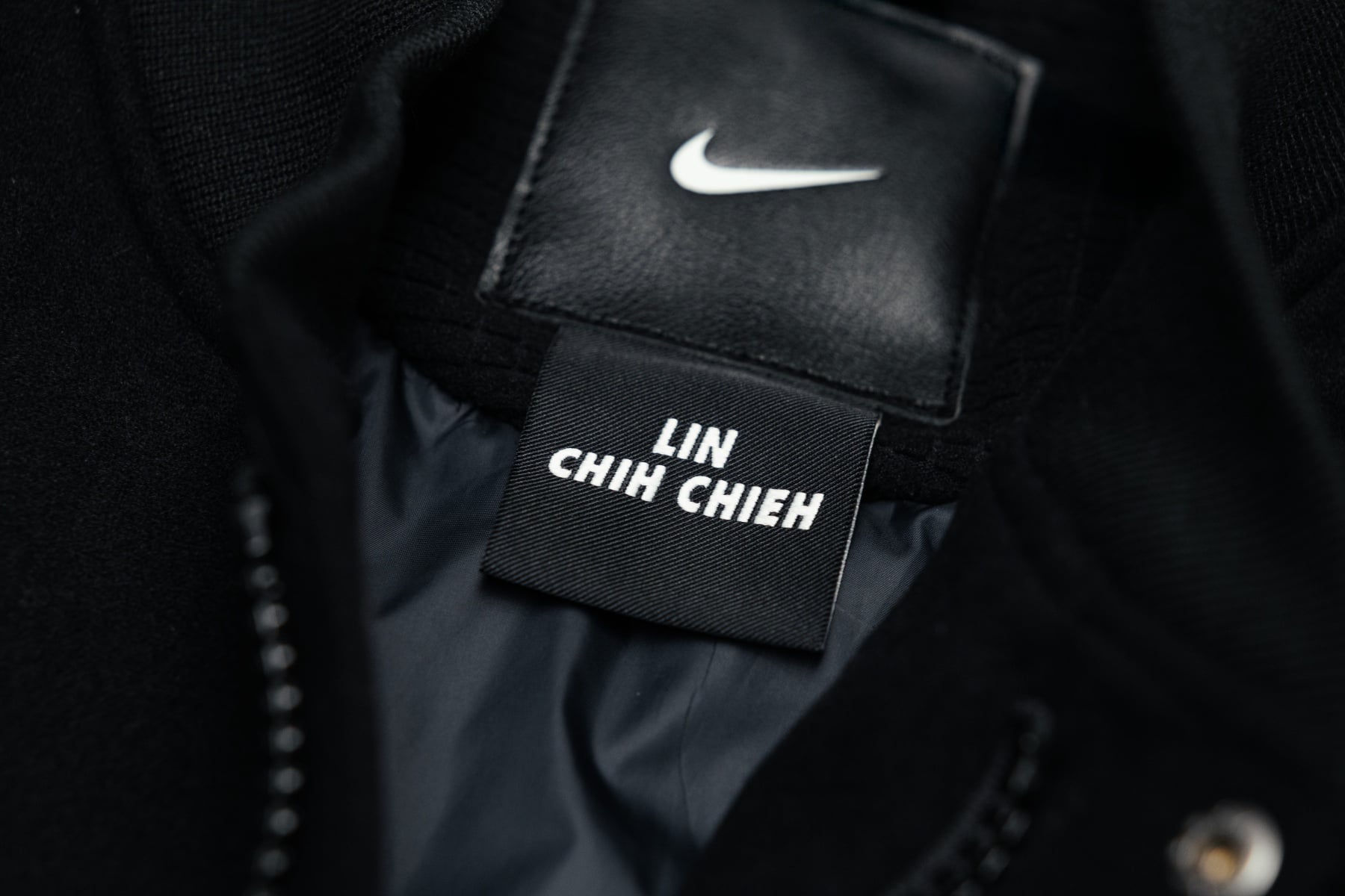 Nike 為林志傑打造「專屬退休禮盒」曝光!Kobe 8 黑金野獸戰靴、皮革外套致敬細節滿滿!