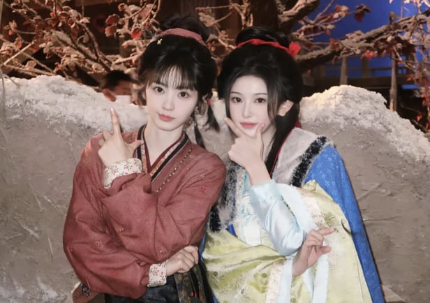 《逐玉》俞淺淺穿越線索解析｜CPR、商業頭腦、現代化台詞⋯5 大細節展現孔雪兒精湛演技！