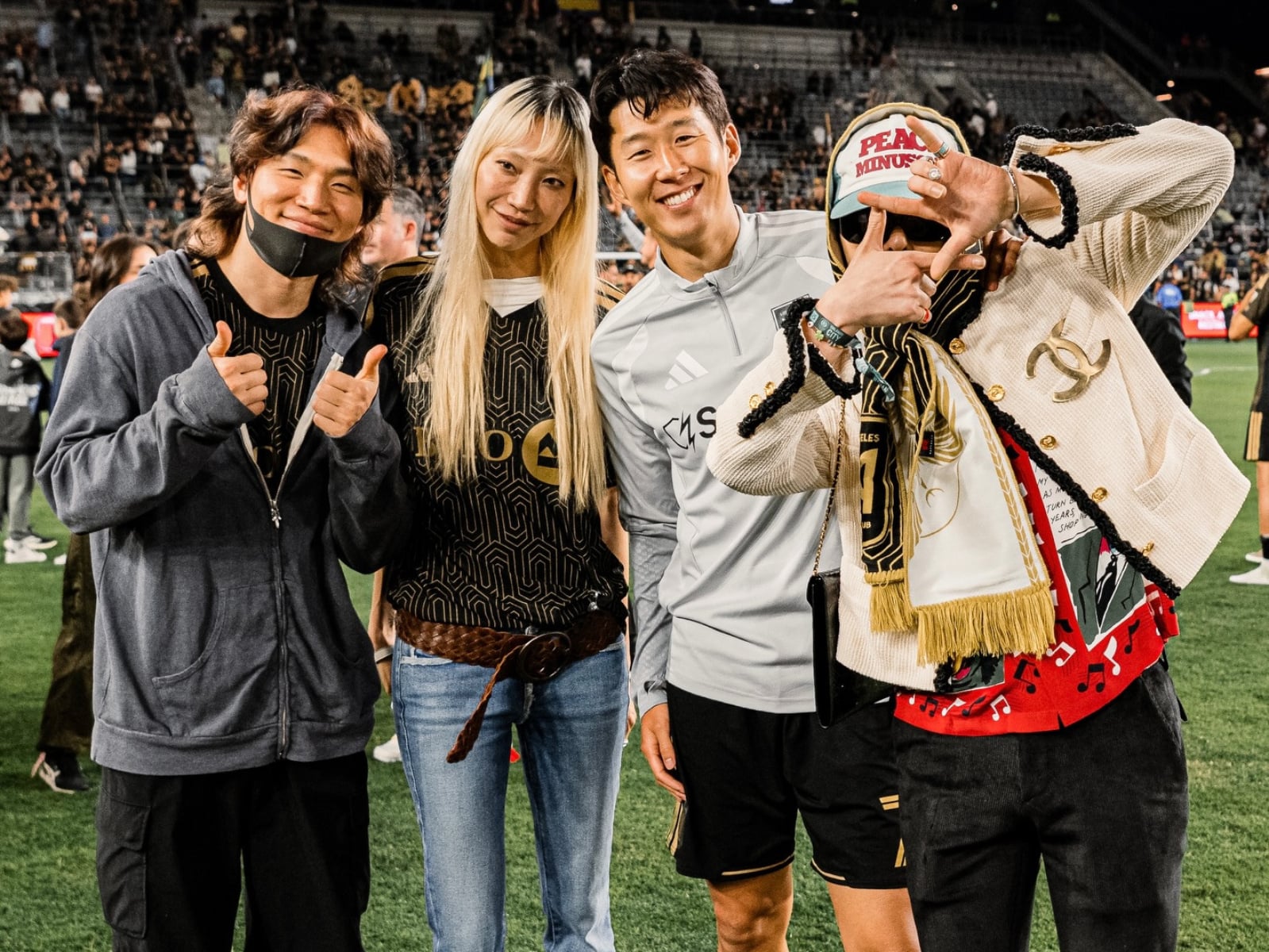 GD 化身小粉絲狂拍孫興慜可愛模樣曝光！兩大韓國巨星「跨界友誼」引爆話題！