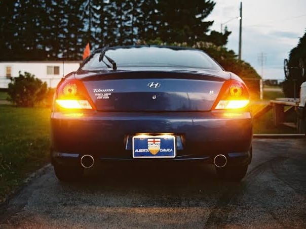 路邊停車不能打雙黃燈？交通部長親自回應了！