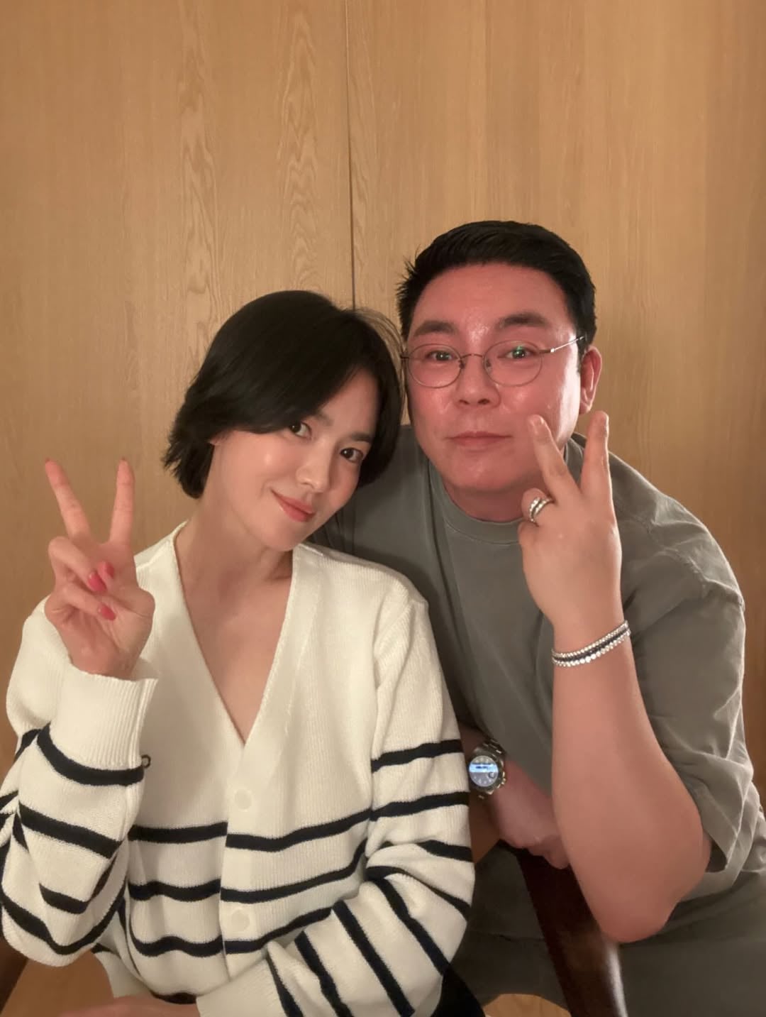 宋慧喬為造型師做生日餐!IG 曬靠頭合照引網驚:「這友誼我也要!」