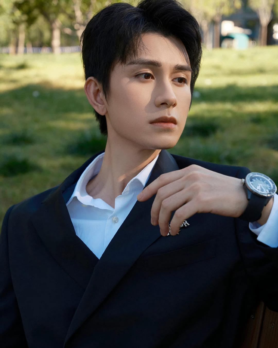 《逐玉》宋硯是 AI 換臉！何昶希因接演 BL 劇遭換角，網友驚：「難怪表情不自然！」