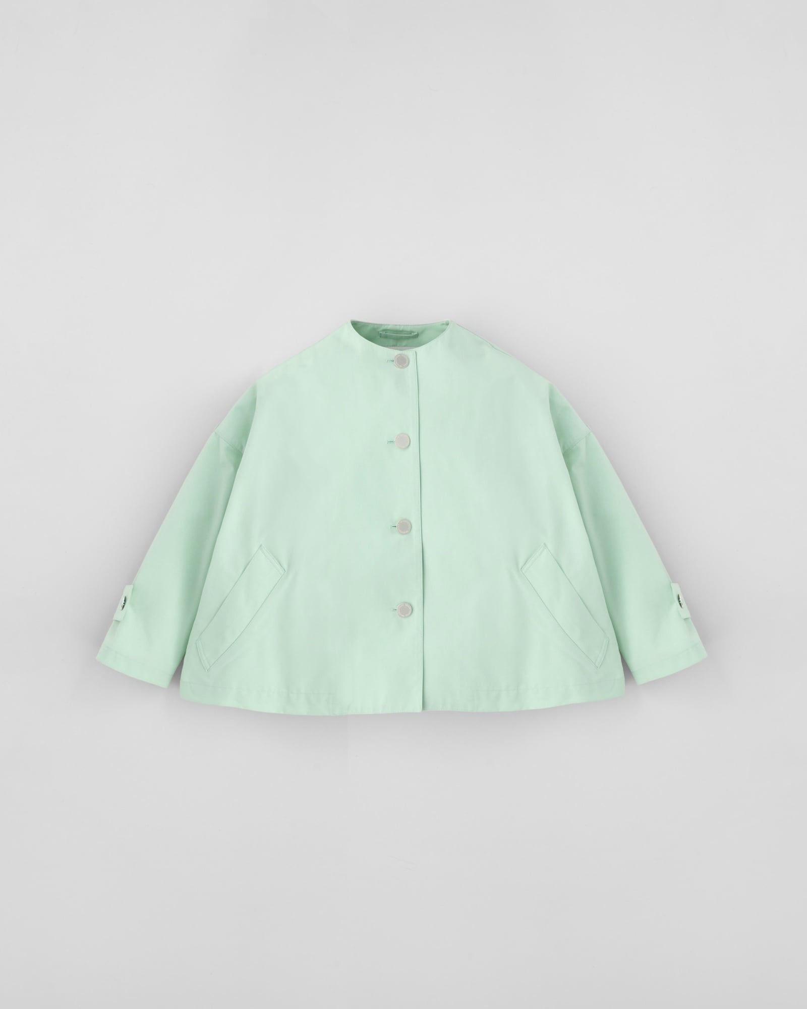 英國百年工藝 Traditional Weatherwear 全台首店開幕！3 款軍裝外套狂讚「一件穿搭四季」⋯快看誠品南西