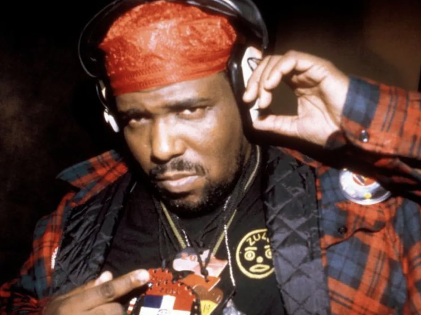 嘻哈音樂教父Afrika Bambaataa 癌症併發症逝世！享年 67 歲傳奇與爭議並存的一生！