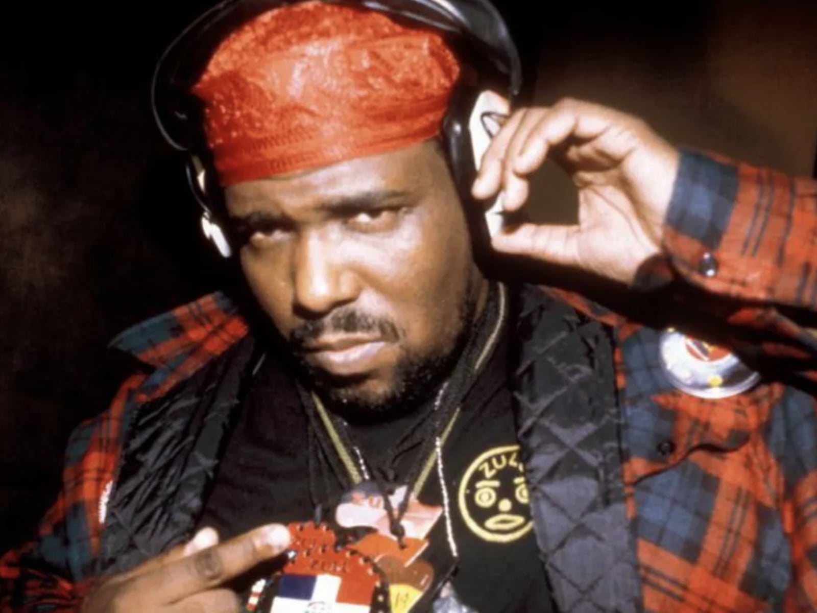 嘻哈音樂教父Afrika Bambaataa 癌症併發症逝世！享年 67 歲傳奇與爭議並存的一生！