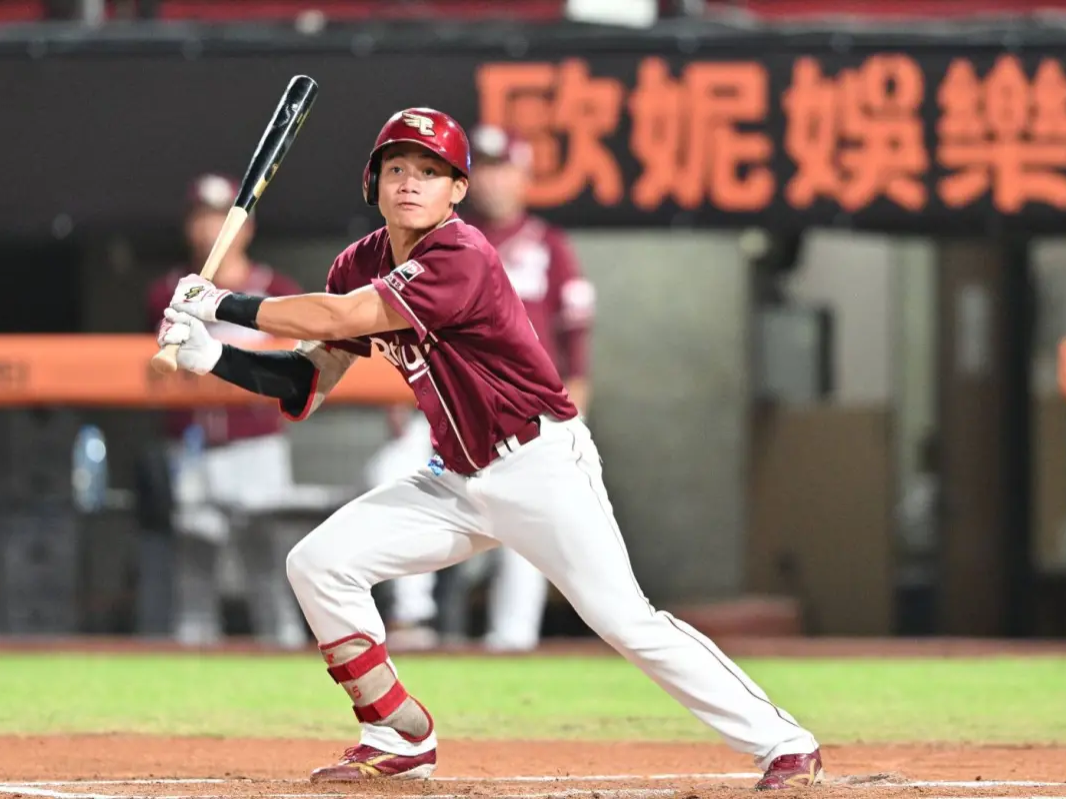 日職／21歲陽柏翔升上一軍寫新高！樂天正式形成「雙台將」組合，日職一軍台灣球員首度達5人！