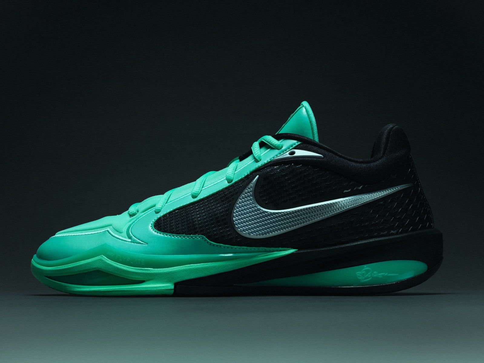 Nike Sabrina 4 球鞋亮點完整解析！發售資訊一次看、導入全新 TPU FlyPlate 科技！